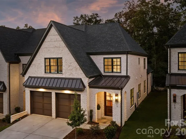 313 Audrey Pl, Charlotte, NC 28226