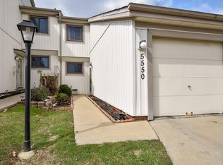 5550 Highpoint Ct, Parma, OH 44134