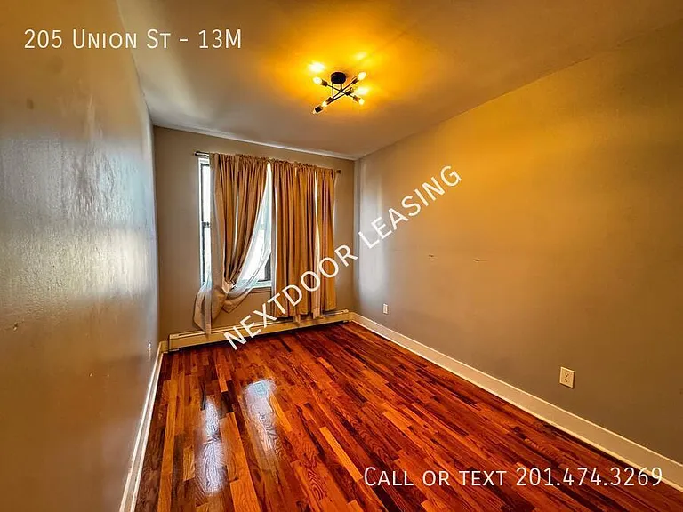 205 Union St #13M — Photo 3