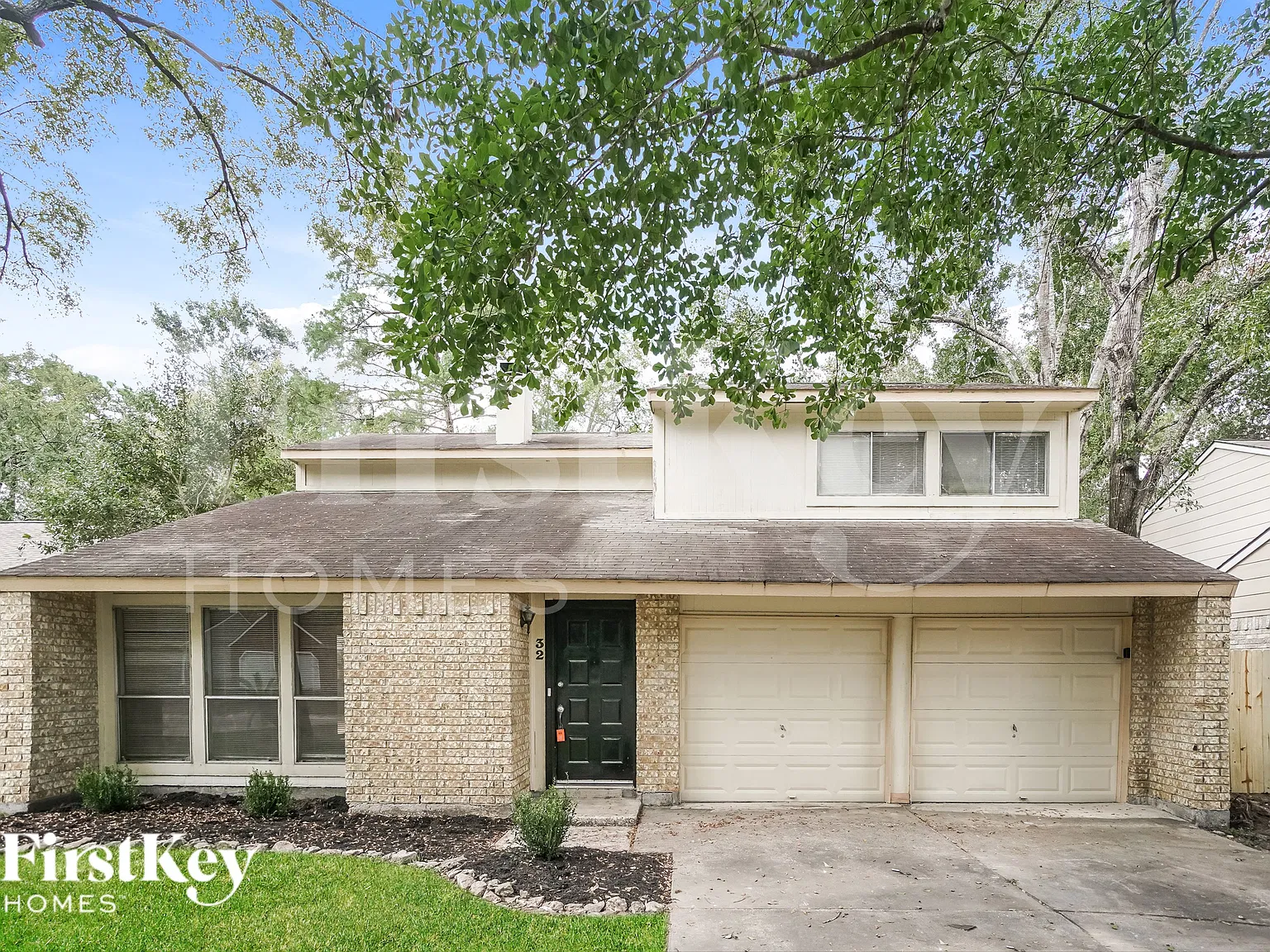 3 bed, 2.5 bath, 1624 sqft, $2,240 — Photo 1