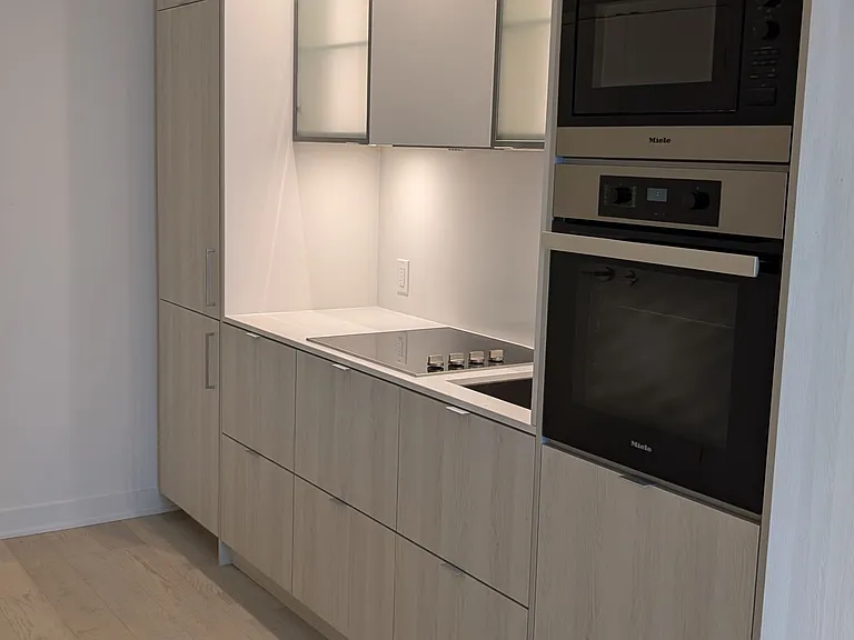 11 Yorkville Ave #1108 — Photo 14