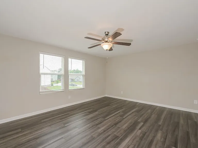 1111 Feldman Chase — Photo 9