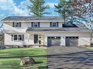 25 Schalren Dr, Latham, NY 12110