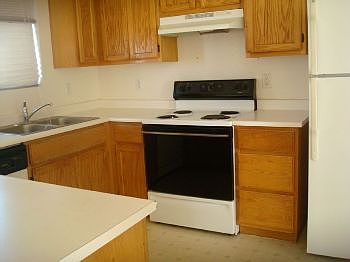 2nd image of 436 S 110th St