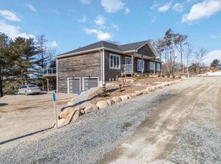 267 Harbour View Dr, Lunenburg, NS B0J 2C0