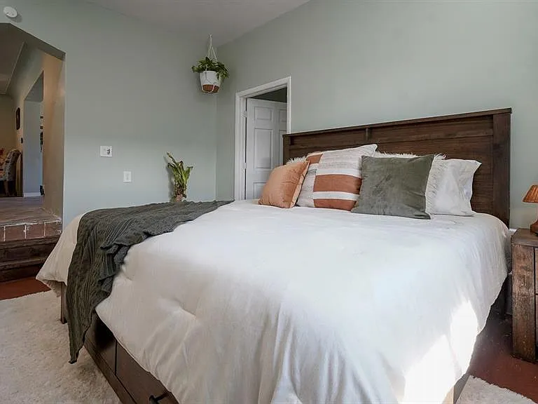 4739 Baywood Point Dr S — Photo 16