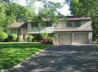 24 Park View Rd, Chatham, NJ 07928