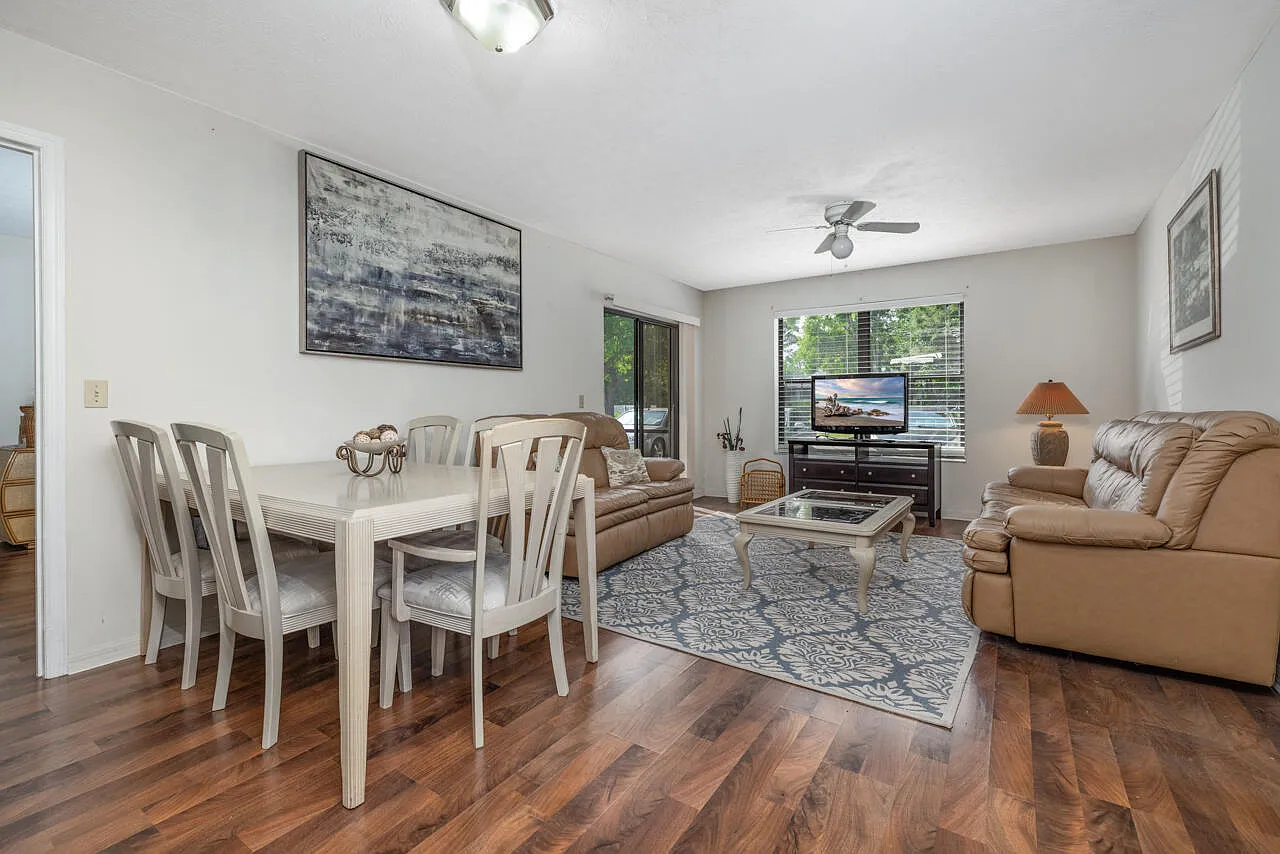 2 bed, 2.0 bath, 969 sqft, $1,750 — Photo 4