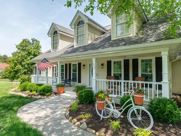 884 River Cliff Dr, Kodak, TN 37764