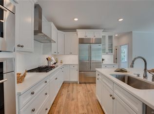 13313 Edmonton Dr, Midlothian, VA 23113