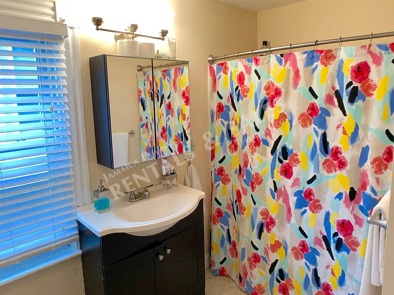 64 Mozart St #2 — Photo 12