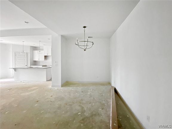 3rd image of 1803 Clear Lake St