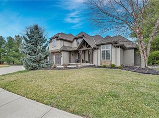 1700 NE Woodland Shores Ln, Lees Summit, MO 64086