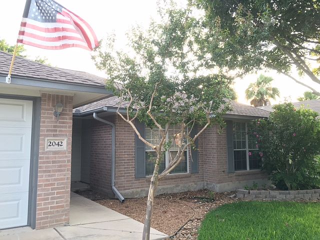 1st image of 2042 Bentwood Dr