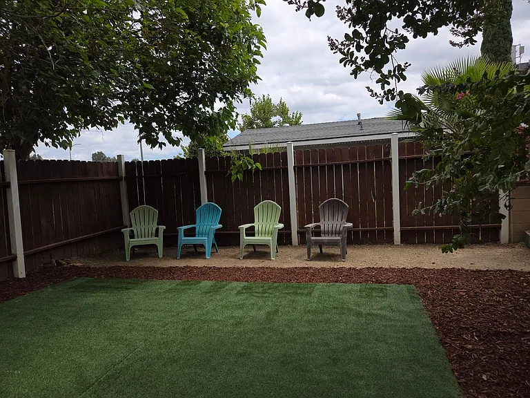 8409 Topanga Canyon Blvd — Photo 4