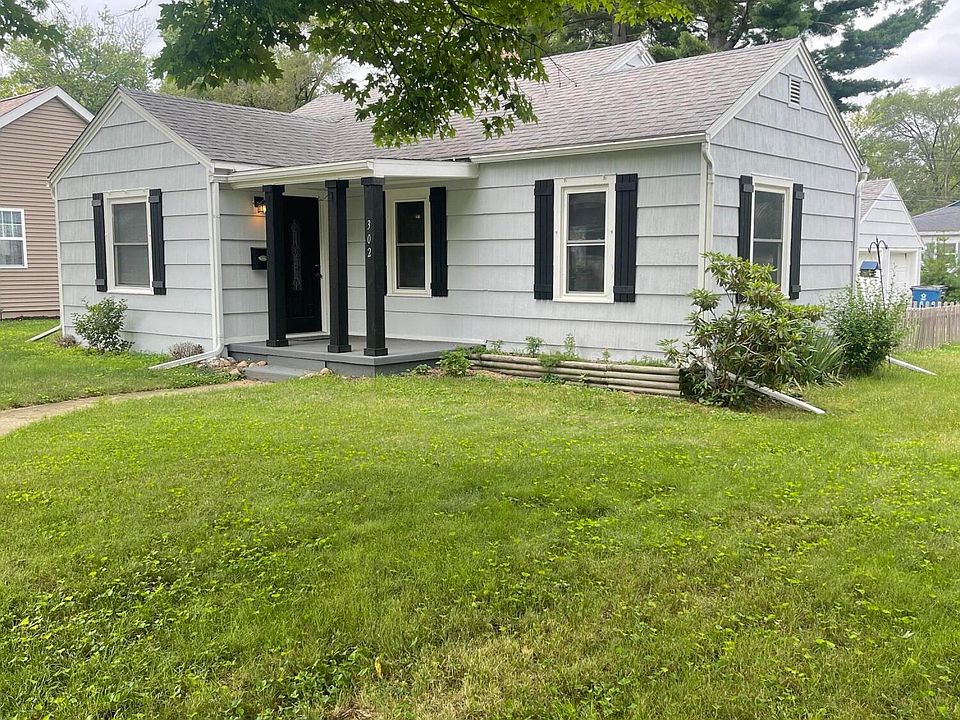 1st image of 302 W Garfield Ave