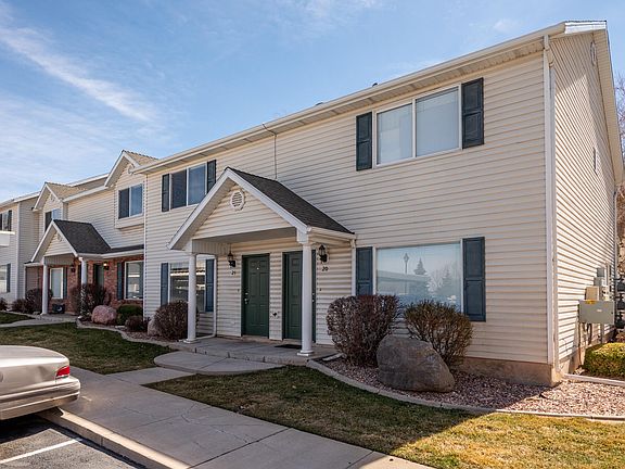 2nd image of 1148 N Northfield Rd Unit 21