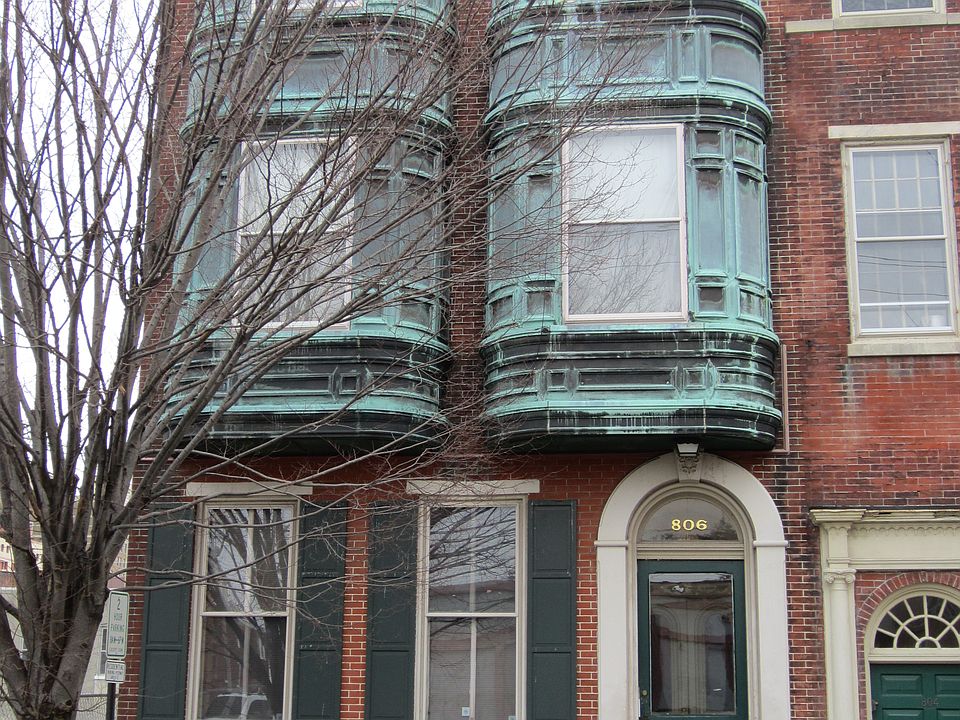 1st image of 806 N West St #1F