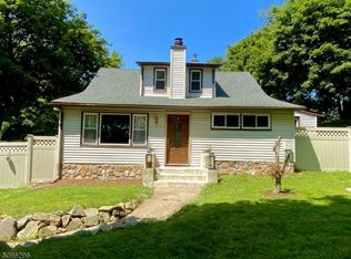 3 W Shore Ave, Hopatcong, NJ 07843