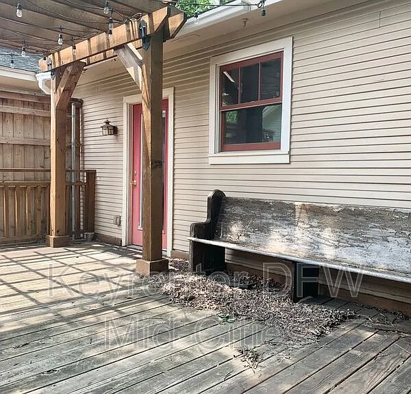 1905 S Henderson St — Photo 22