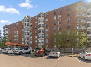 1425 W 28th St APT 508, Minneapolis, MN 55408