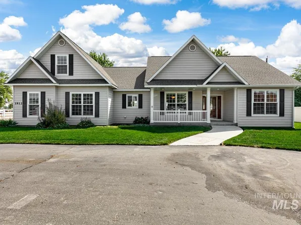 1912 Larch St, Caldwell, ID 83605