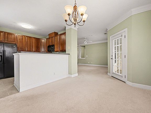 4th image of 1034 Arborgate Cir