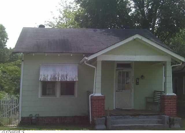 1st image of 3514 Moody Ave