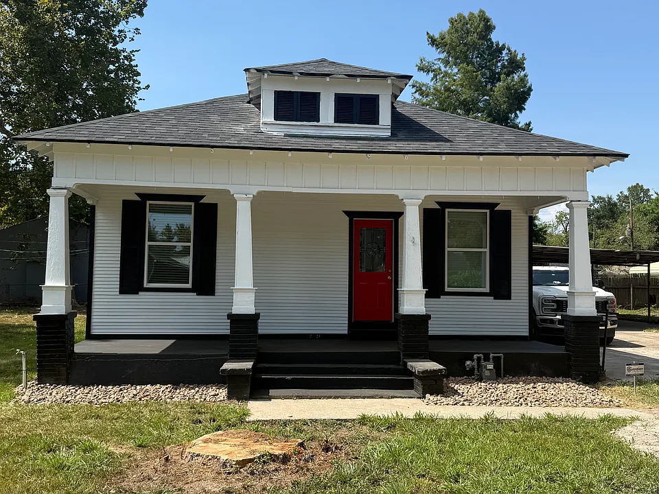 404 Seekamp St
