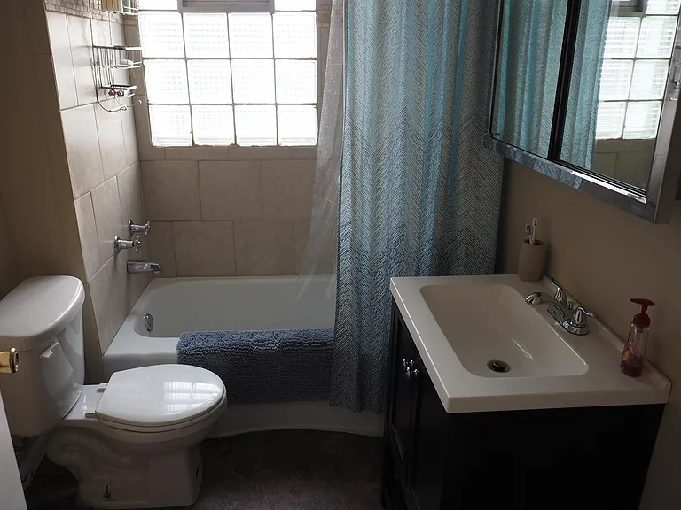 710 Dellwood St #2 — Photo 12
