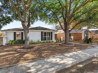 900 Robert Derrick Dr, Schertz, TX 78154