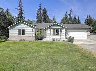 120 Shawnee Ln, Camano Island, WA 98282