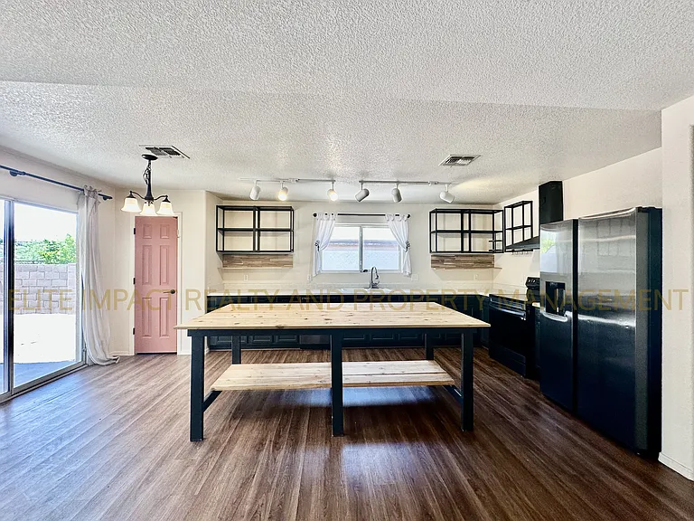 10930 S San Clemente Camino — Photo 7