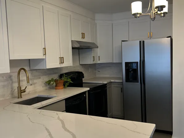 86 Myrtle Avenue APT 15, Stamford, CT 06902