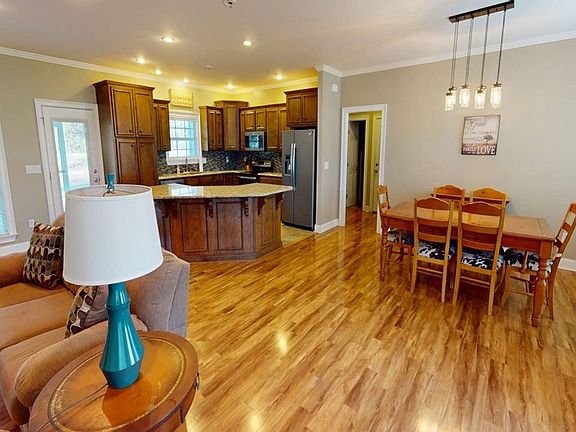 4th image of 2909 Old Hatley Rd