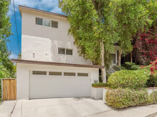 21809 Martinez St, Woodland Hills, CA 91364
