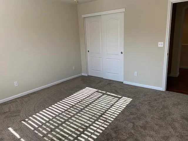 1435 S Mills Ave — Photo 8