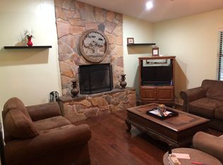 345 Little Oak Rd, Riceboro, GA 31323