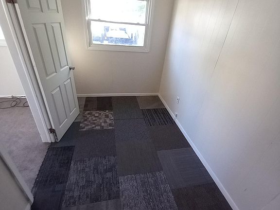 5th image of 1166 E 61st St #1