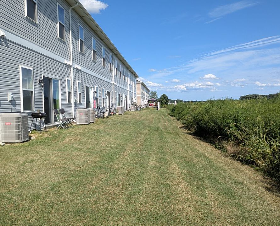 2nd image of 23564 Linkside Dr