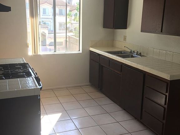 4th image of 420 S Garfield Ave APT B