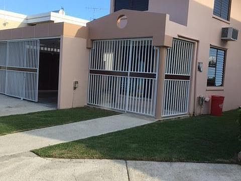 2nd image of 511 Calle Begonia