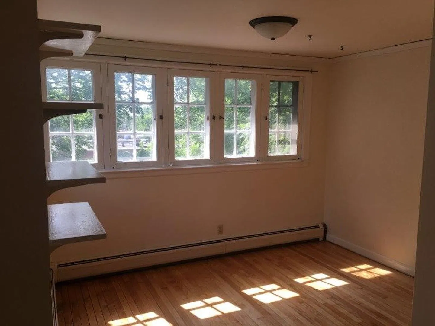 637 East Gorham Street — Photo 2