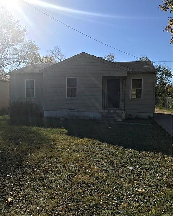 1st image of 1410 Garza Ave