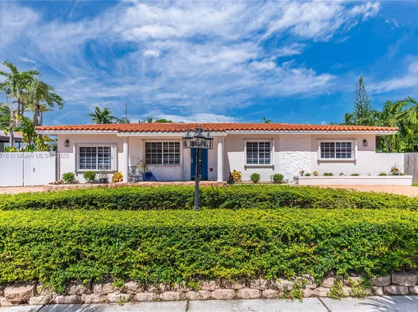 9901 SW 35th Ter, Miami, FL 33165
