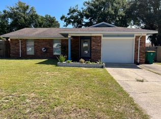 78 Binnacle Ln, Shalimar, FL 32579