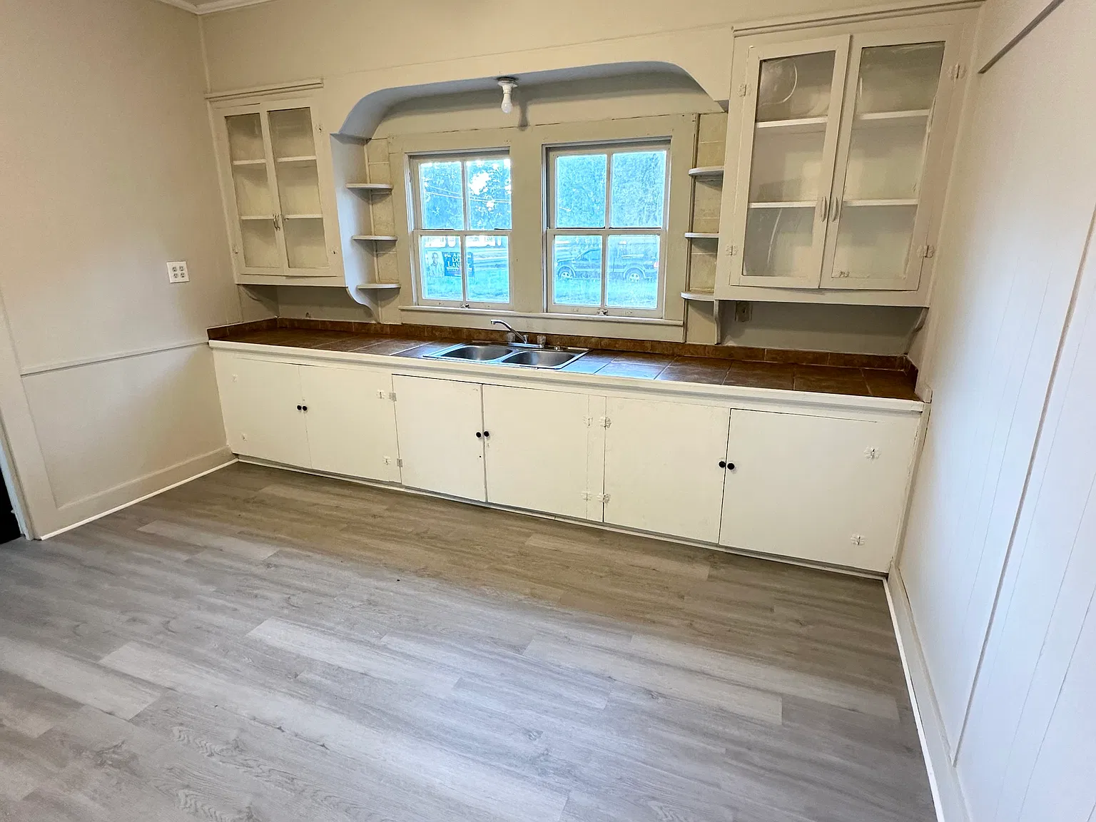 3 bed, 1050 sqft, $875 — Photo 4