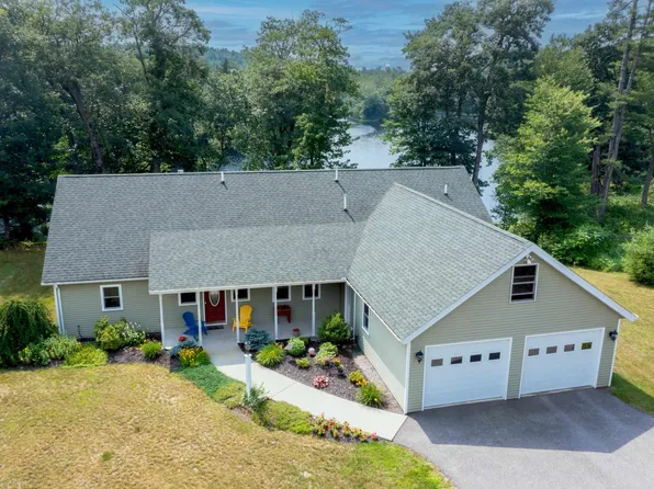 398 Main Street, New Hampton, NH 03256