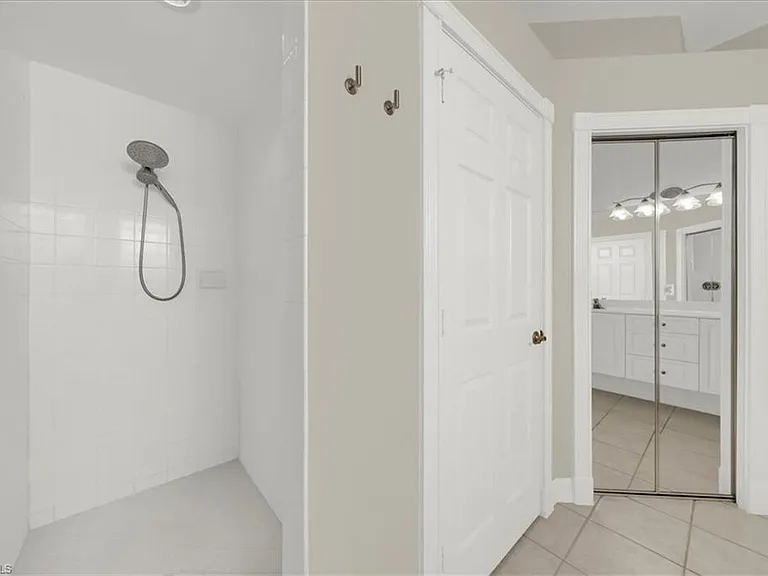 28327 Hidden Lake Dr — Photo 20