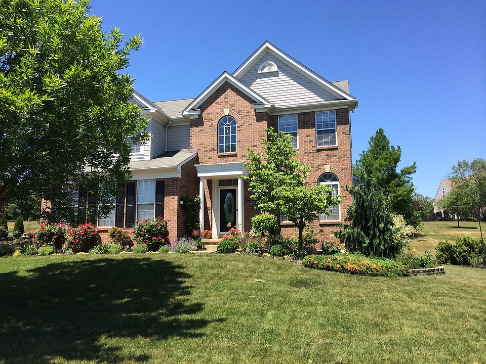 515 Tawnyberry Ln